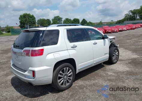 2017 GMC Terrain Denali z USA, uszkodzony, nr VIN 2GKFLVE38H6129208